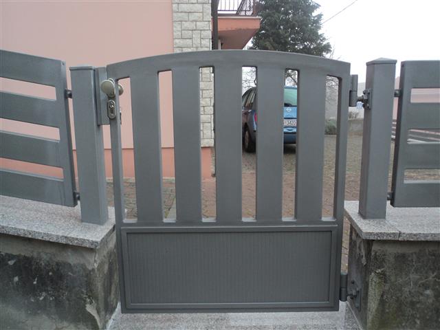 Metalna vrata