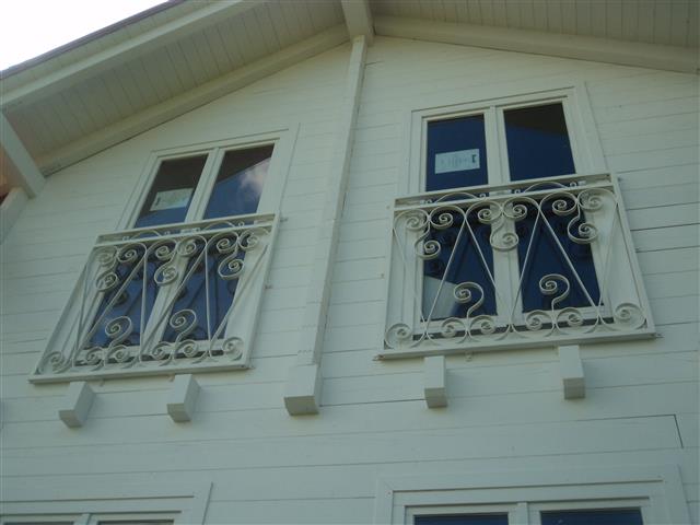Kovano zaštitna ograda za prozore